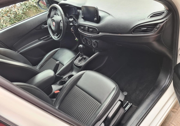 Fiat Tipo cena 41000 przebieg: 181000, rok produkcji 2018 z Dąbie małe 46
